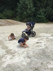 26-backyard-kiddos